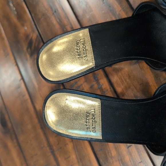 Jeffrey Campbell Bow Down Heel Puff Bow Faux Leather - Picture 4 of 13